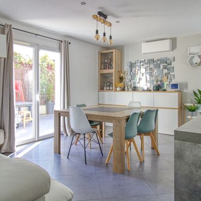 Maison 8 pièces 549000 €