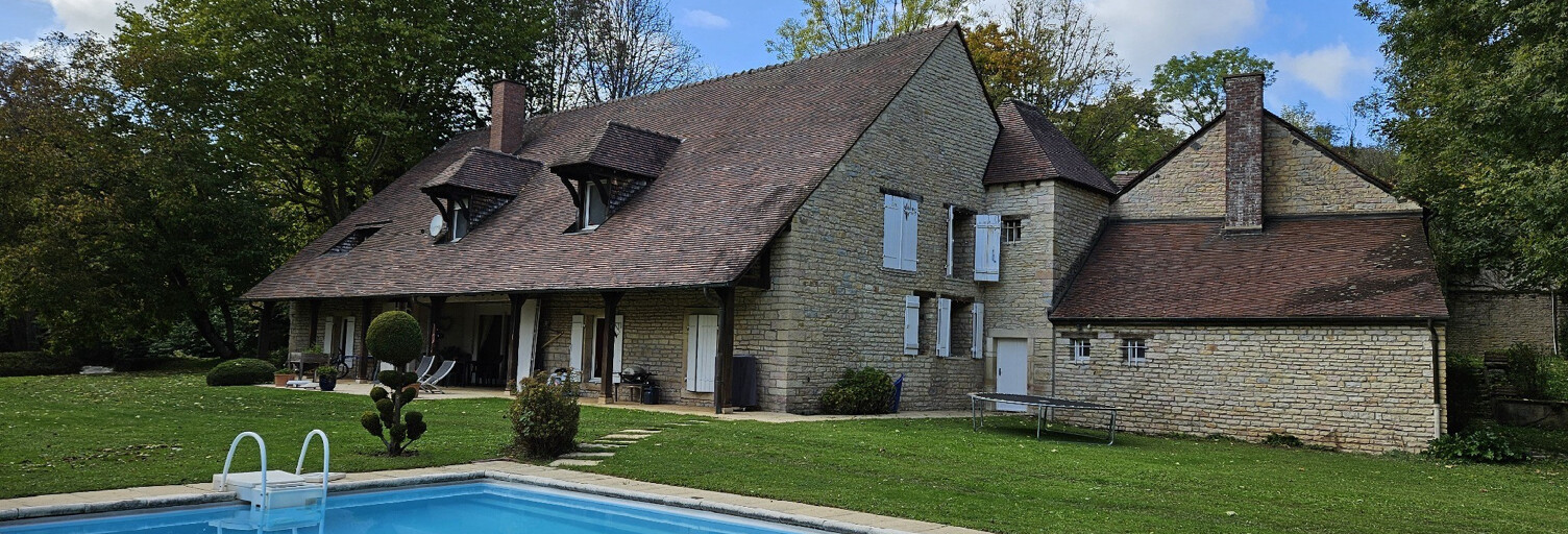 Maison 10 Pièces 400 m² à vendre à Beaune (21200)