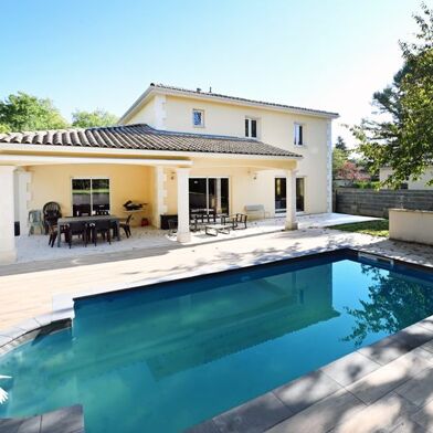 Maison 7 pièces 452790 €