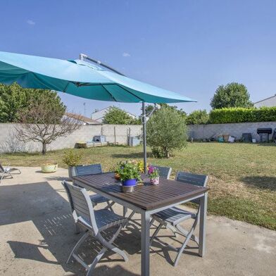 Maison 5 pièces 384345 €