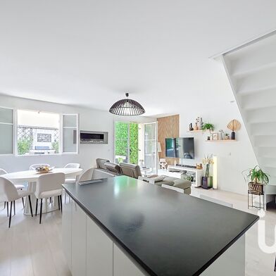 Maison 5 pièces 305000 €