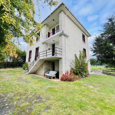 Maison 8 pièces 145800 €