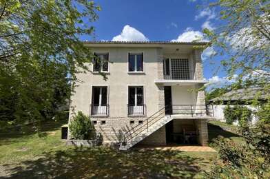 Maison 8 pièces 140400 €