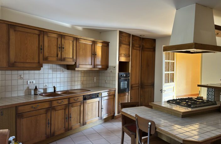Appartements avec garage situé à Saint-Julien-Molin-Molette — photo 4