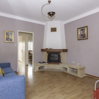 Appartement 4 pièces 229900 €