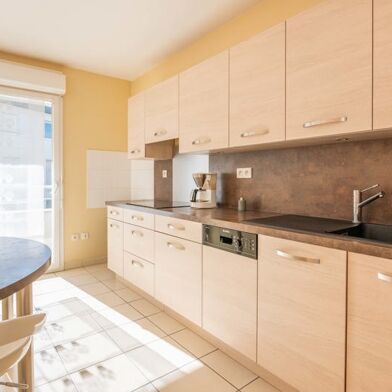 Appartement 3 pièces 232155 €