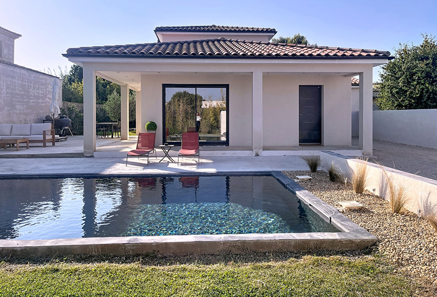 Villa Montfavet 4 pièce(s) 106.38  m2+ jardin +piscine+ garage 30.30 m2 — photo 1