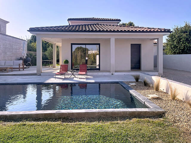 Villa Montfavet 4 pièce(s) 106.38  m2+ jardin +piscine+ garage 30.30 m2 — photo du bien