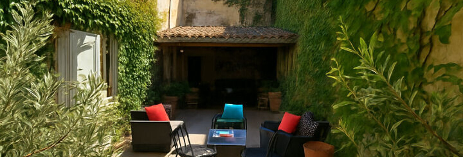 Maison 6 Pièces 244 m² à vendre à L'Isle-sur-la-Sorgue (84800)