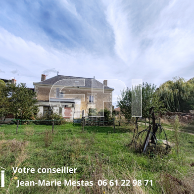 Immeuble  111800 €