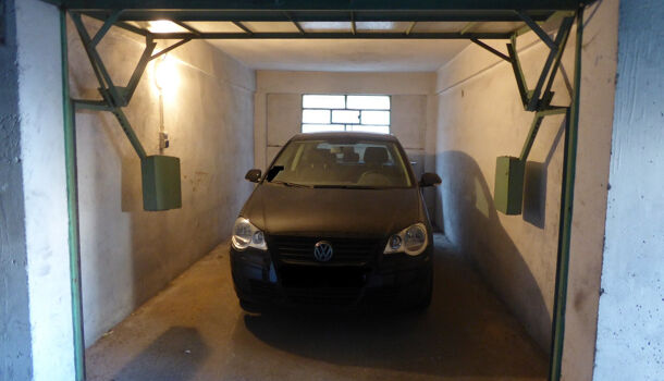 Parking  à louer Marseille 6eme 13006