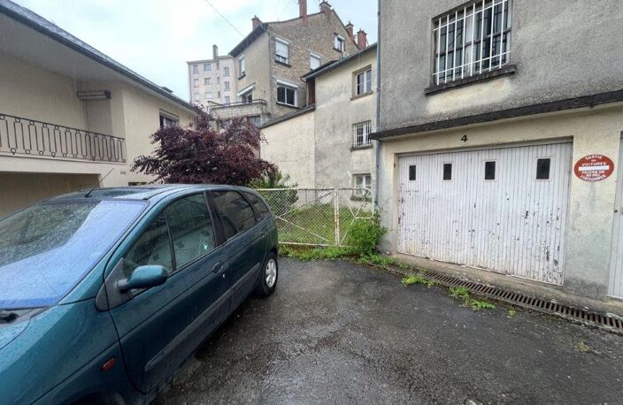LOCATION EMPLACEMENT DE PARKING EXTERIEUR — photo 3