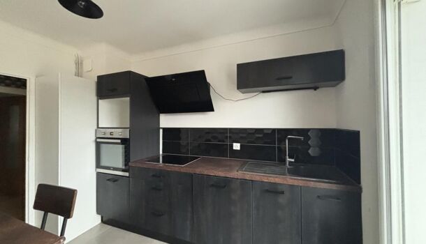 Appartement 3 pièces  à louer Monastère (Le) 12000