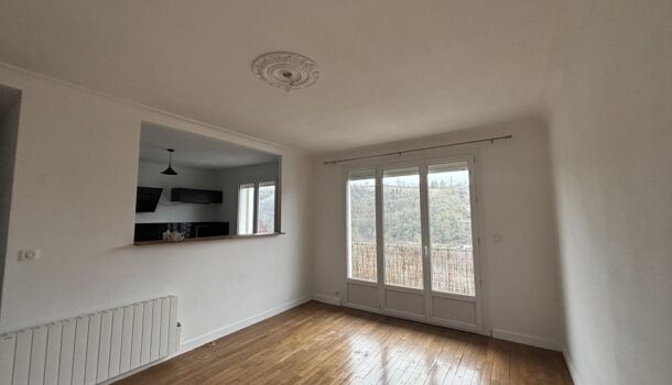 Appartement 3 pièces  à louer Monastère (Le) 12000