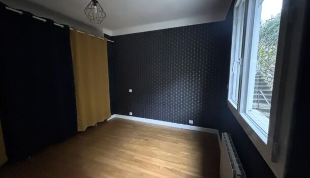 Appartement 3 pièces  à louer Monastère (Le) 12000