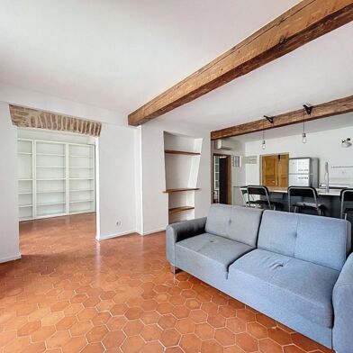 Appartement 2 pièces 830 €