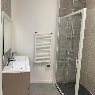 Appartement 2 pièces 887 €