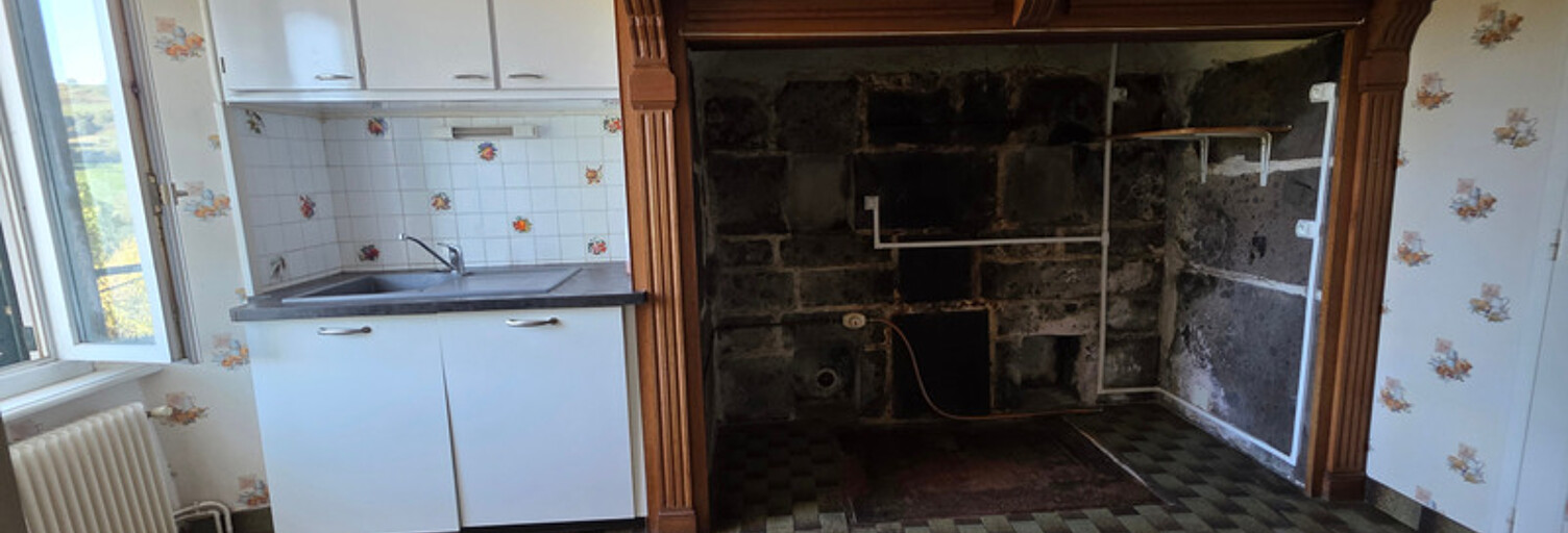 Maison 4 Pièces 80 m² à vendre à Sainte-Eulalie (15140)