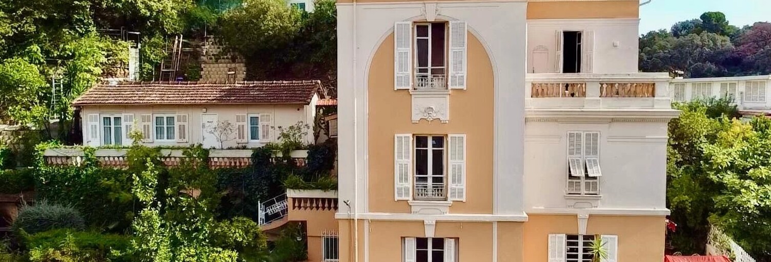 Maison 8 Pièces 230 m² à vendre à Nice (06100)