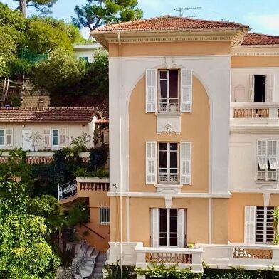 Maison 8 pièces 900000 €