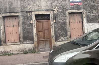 Maison 12 pièces 92000 €