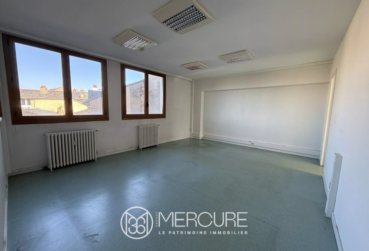 APPARTEMENT 181 m² avec 5 PARKINGS — photo 1