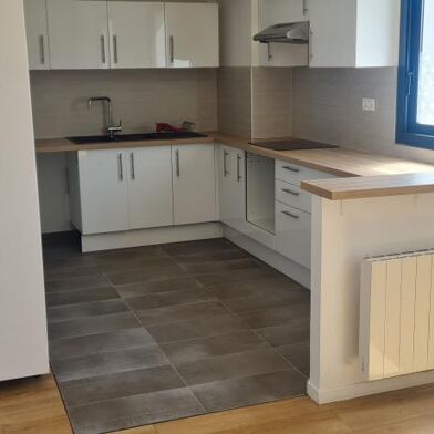 Appartement 4 pièces 1460 €