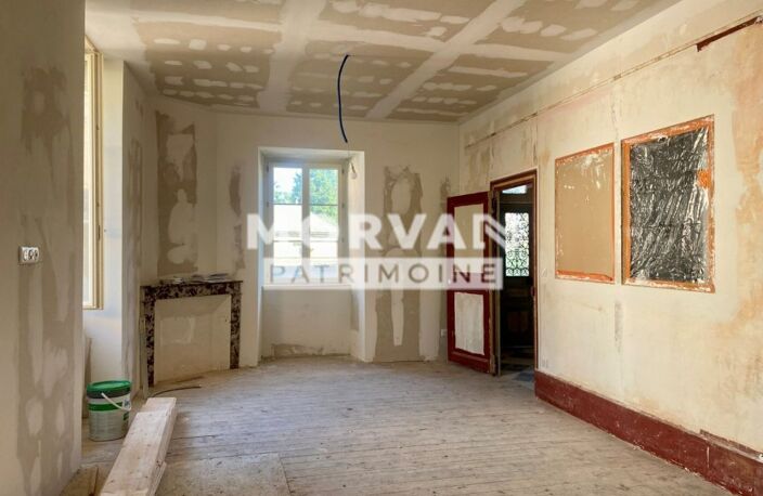 CENTRE BOURG - MAISON DE FAMILLE 153 m2 - COUR ET GARAGE 151000 € — photo 5