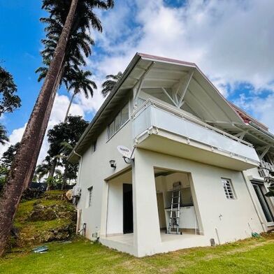 Maison 7 pièces 2350 €