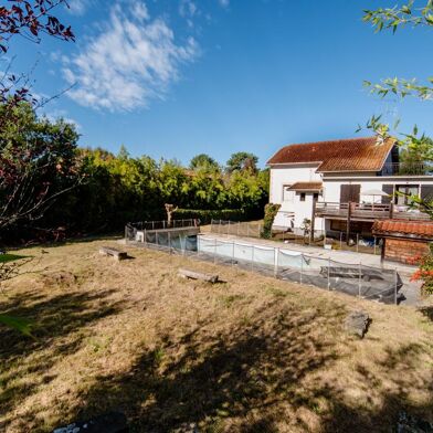 Maison 5 pièces 1325000 €