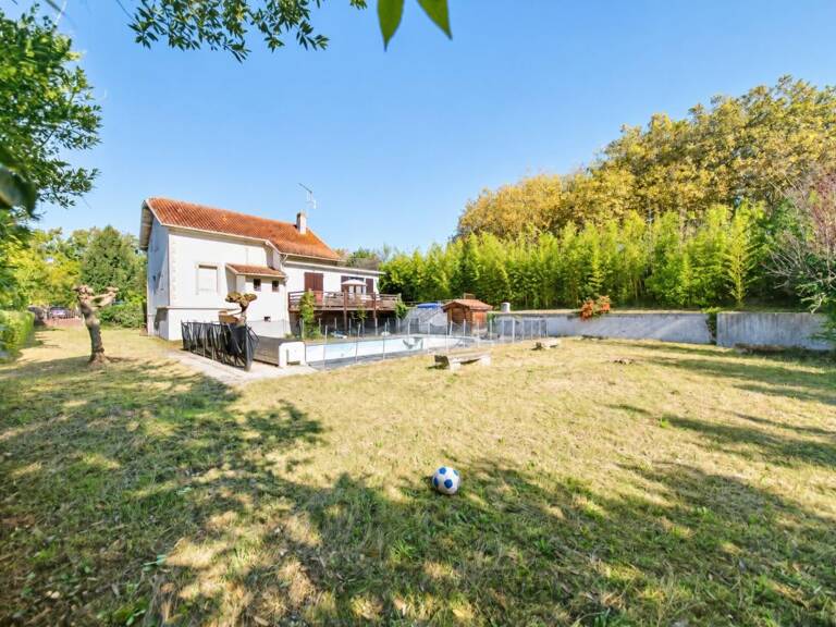 Maison À Vendre — photo 1