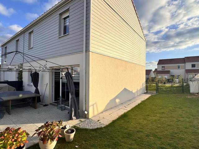 Maison À Vendre — photo du bien