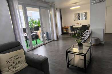Appartement 4 pièces 275000 €
