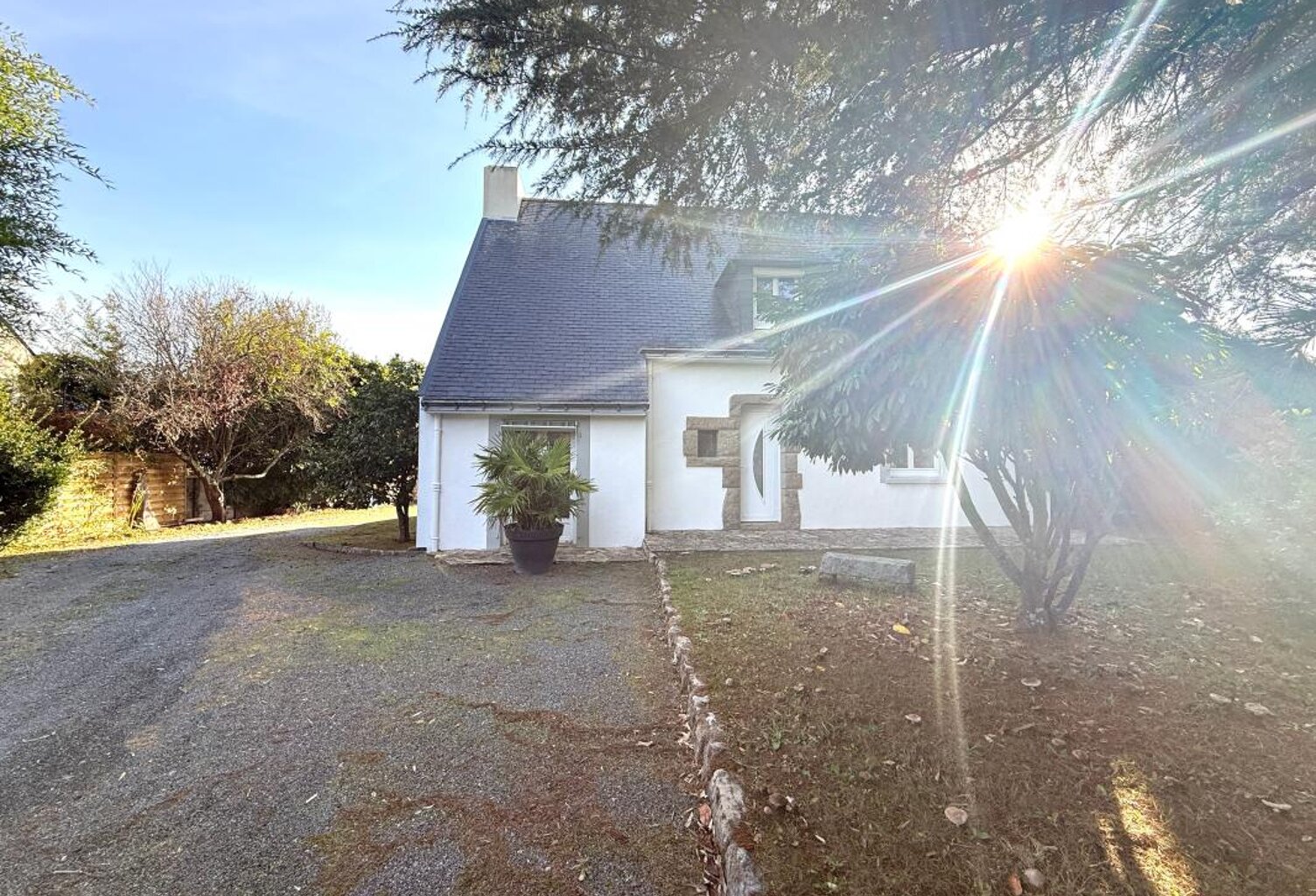 GUERANDE, campagne, jolie maison 4 chambres, jardin, véranda, prête à habiter ! — photo 1
