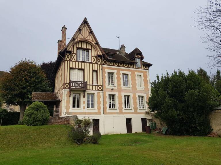 Maison À Vendre — photo 1