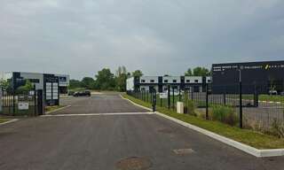 Bureau  46 m² à louer à Villemoirieu (38460)