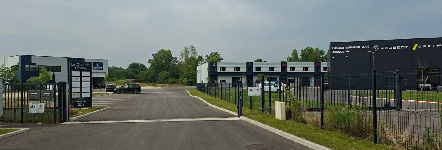 Bureau  46 m² à louer à Villemoirieu (38460)