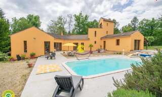 Maison 8 Pièces 221 m² à vendre à Savignac-de-Miremont (24260)