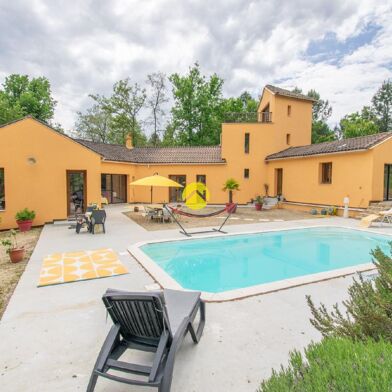 Maison 8 pièces 449000 €