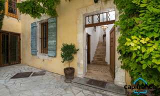 Maison 7 Pièces 210 m² à vendre à Mallemort (13370)