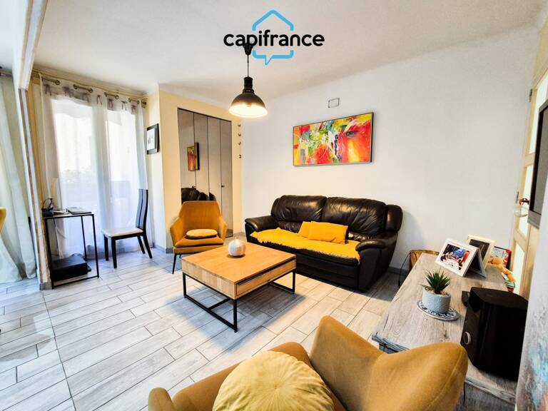 Bel appartement T3 – SECTEUR LA TIMONE - CHAVE — photo 1