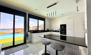 Maison 6 Pièces 180 m² à vendre à Sainte-Anne (97180)