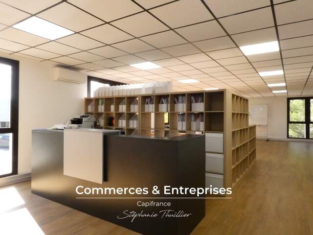 Bureaux 134 m² à louer Pôle Actimart à AIX LES MILLES (13) — photo du bien