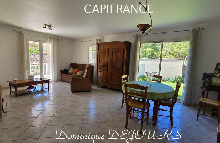 Ardèche, Vallée de l'Eyrieux, St Fortunat,grande maison et gîte à exploiter - Jardin - Source - Grand Garage — photo 5