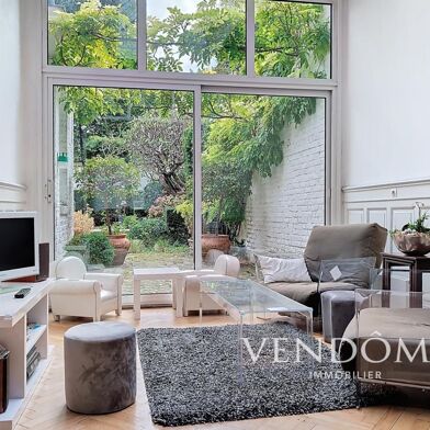 Maison 8 pièces 860000 €