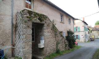 Immeuble  245 m² à vendre à La Tagnière (71190)