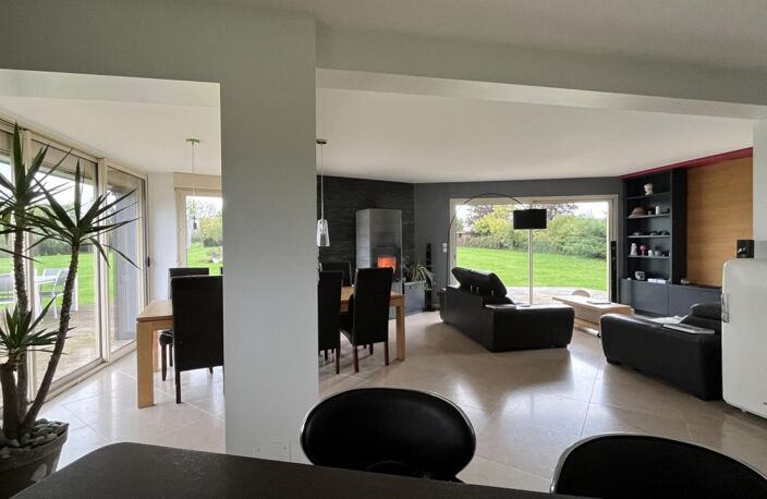 Maison contemporaine sur 8 000 m² avec vue dégagée — photo 4