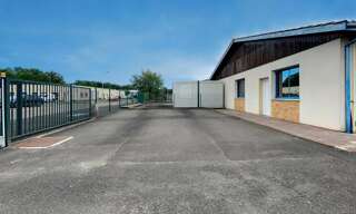 Bureau  60 m² à louer à Le Haillan (33185)