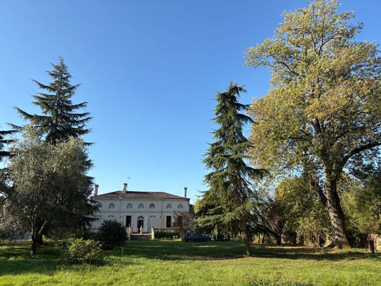 Belle chartreuse1820 , parc arboré, grands cèdres. Axe Langon - Marmande — photo 1
