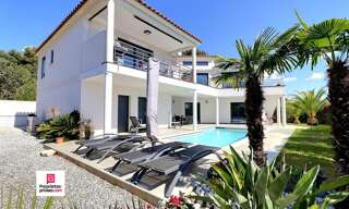 Maison 7 Pièces 220 m² à vendre à Saint-Cyr-sur-Mer (83270)